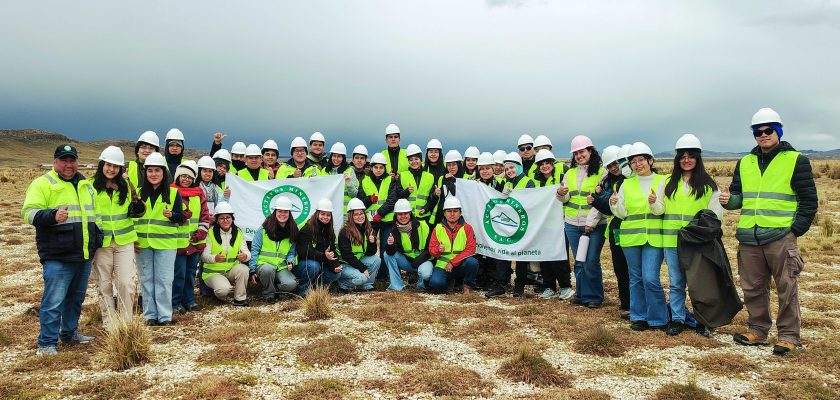 Escuela de Campo AMSAC–CIDES