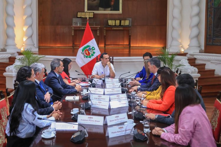 IPAE y presidente José Jerí