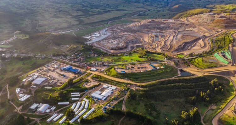 La Arena, Zijin Mining Group