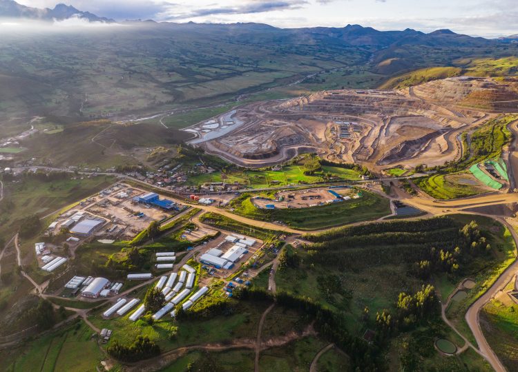 La Arena, Zijin Mining Group