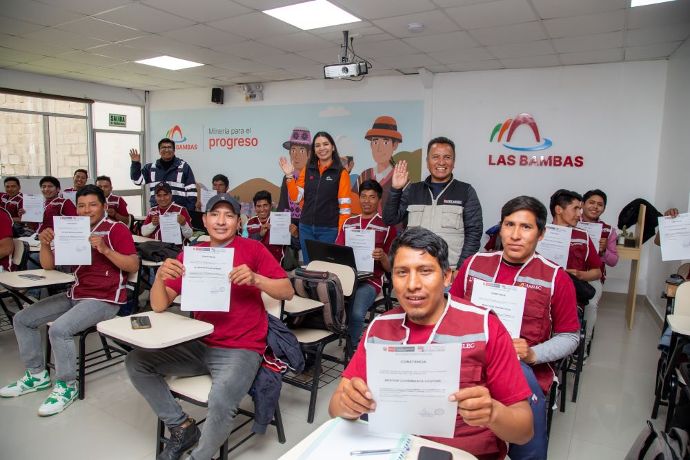 Las Bambas, topografía con drones