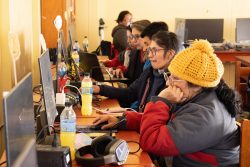 Minera Bateas capacitación a docentes