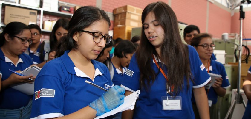 OEFA, Programa de Extensión Universitaria