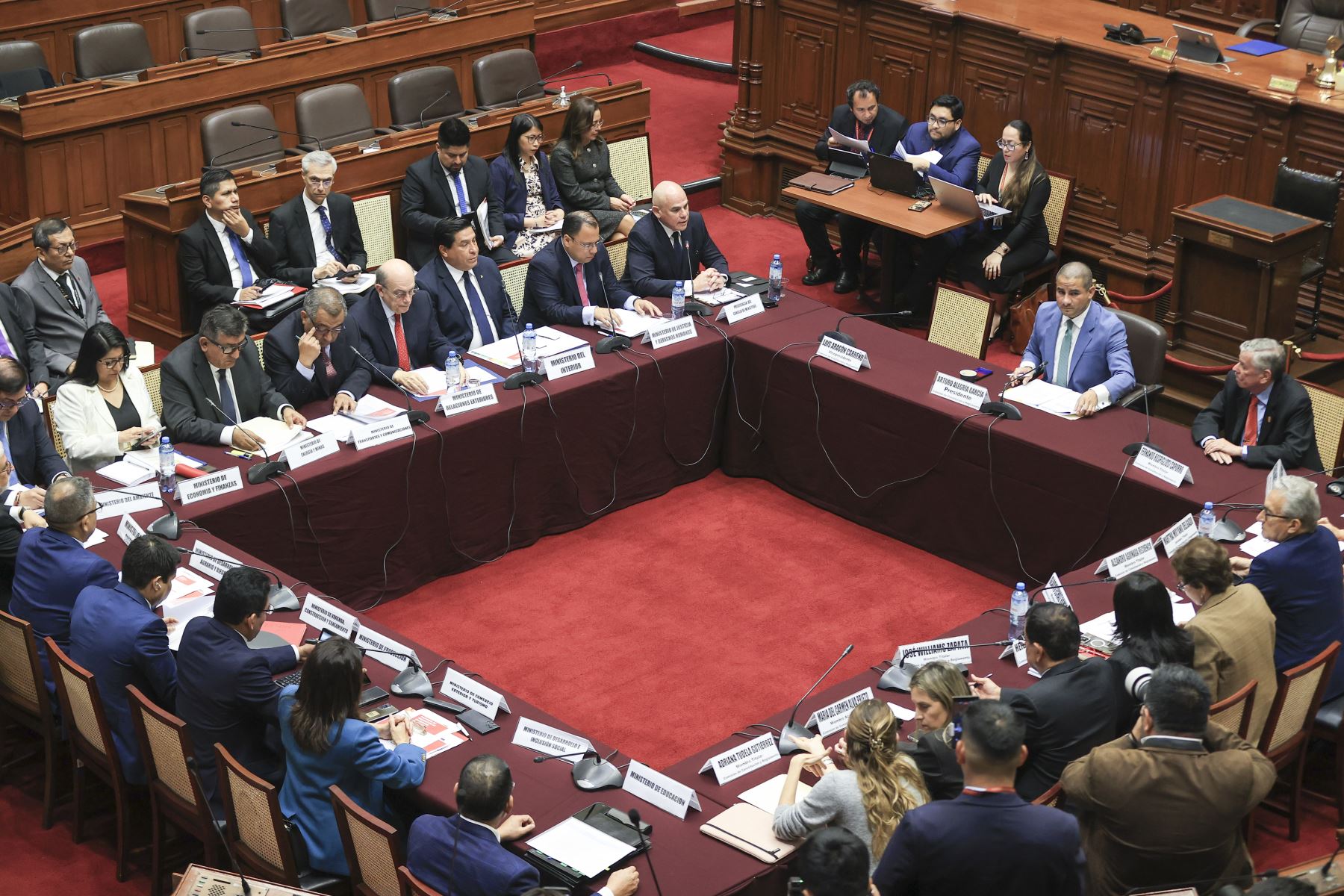 delegación de facultades