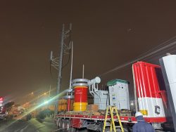 línea de transmisión de Pluz Energía