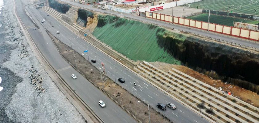 zona crítica de alto peligro por derrumbes en la Costa Verde