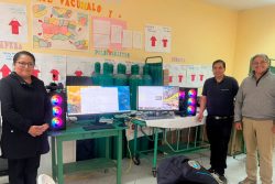 Antamina dona equipos informáticos para optimizar la gestión de salud en Conchucos Sur