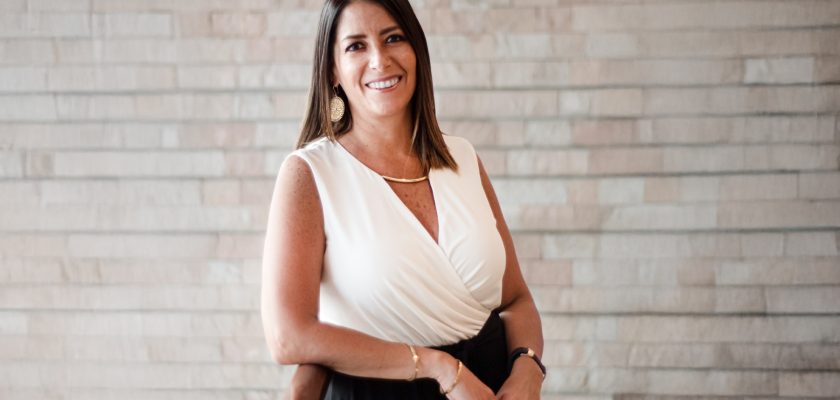 Carla Martínez, Cámara de Comercio Canadá-Perú