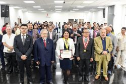 UNI reconoce a ministra Denisse Miralles por su trayectoria profesional y su aporte al desarrollo del país desde el MEF