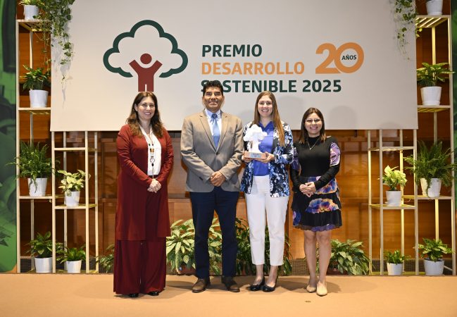 Ferreyros, Premio Desarrollo Sostenible (1)