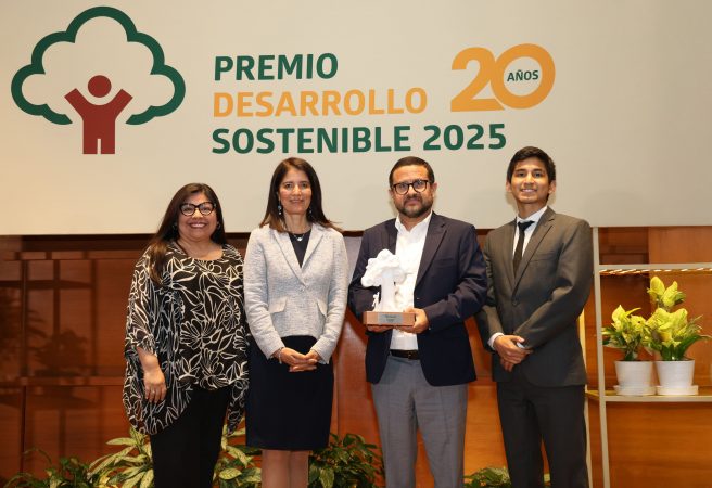 Komatsu-Mitsui recibe Premio Desarrollo Sostenible Komatsu-Mitsui recibe Premio Desarrollo Sostenible