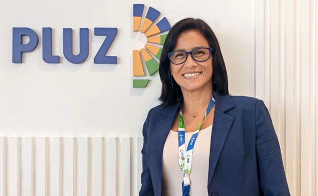 Lorena Trelles, Pluz Energía