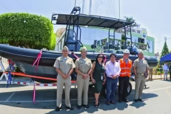 Antamina entrega equipos de transporte ligero para fortalecer el control y vigilancia del litoral huarmeyano