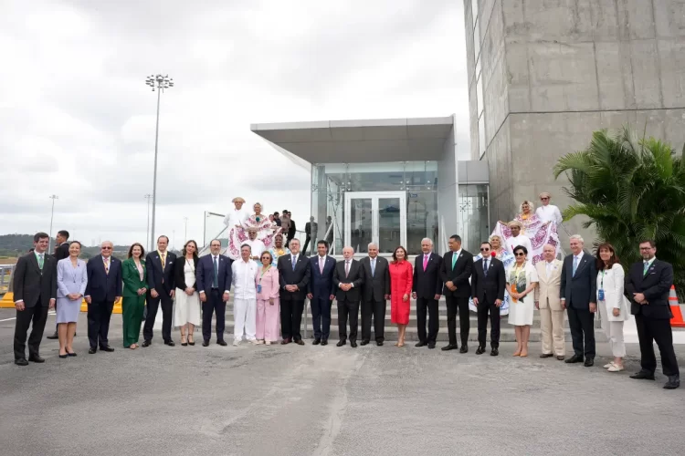 Foro CAF reunió a más de 6.500 líderes de 70 países en el mayor encuentro regional de los últimos años