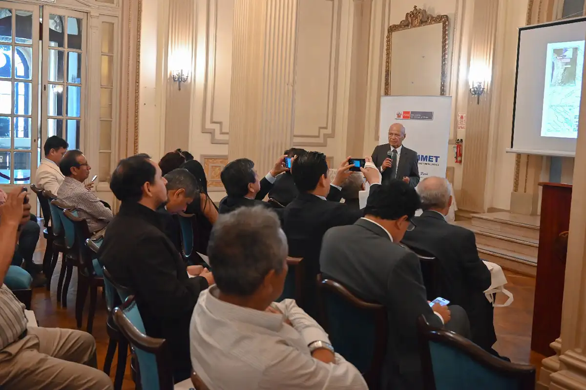 Ingemmet organiza seminario sobre litio y grafito como minerales clave para la transición energética