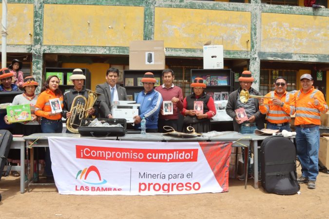 Las Bambas institución educativa Pumamarca