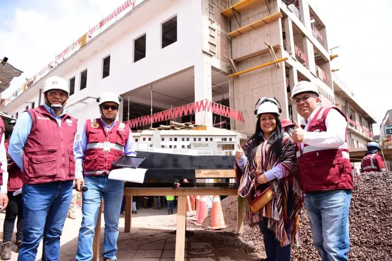 MEF inversiones salud pública en Cusco