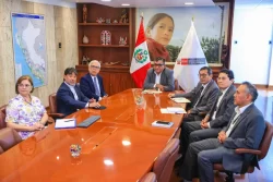 MINEM y CVC Energía analizan avances en acceso a la energía eléctrica