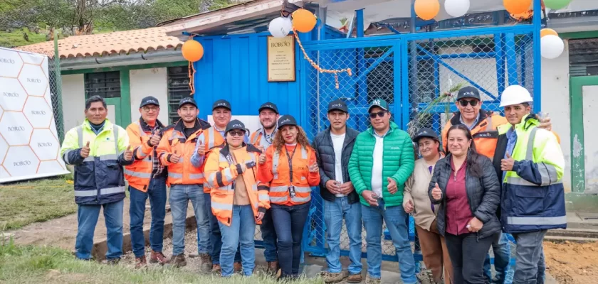 Minera Boroo, agua para el caserío de Chuyugual