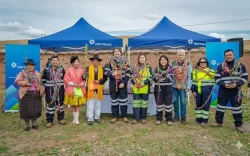 Minsur realiza forestación con especies nativas en Chaconi