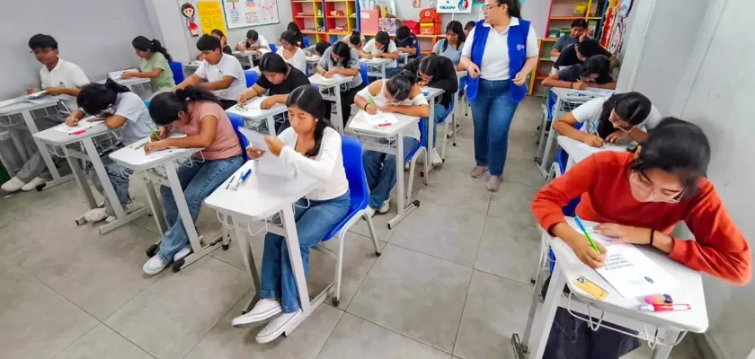 Miski Mayo, Alcanza tu beca