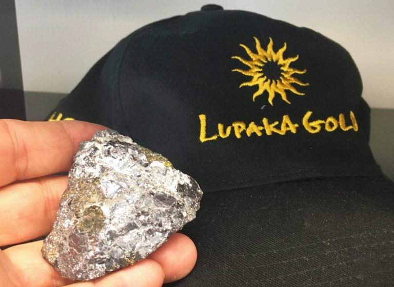 minera Lupaka Gold