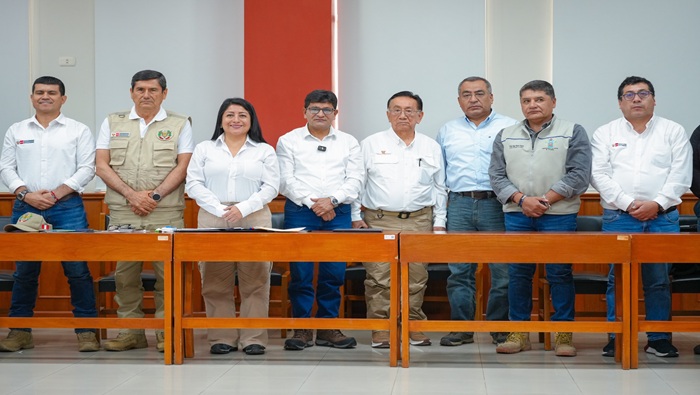 Gobierno central y GORE Arequipa articulan acciones ante emergencia por lluvias