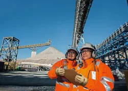 Minera Las Bambas lidera las inversiones mineras en Perú