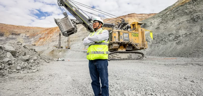 Antapaccay flota Caterpillar