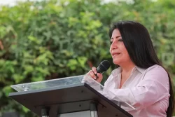 Denisse Miralles deja la PCM previo al voto de confianza del Congreso