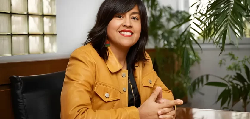 Elinor Lopez, Partner en Social Capital Group