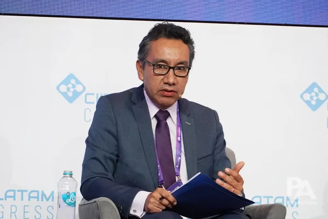 Paul Gómez, Gold Fields