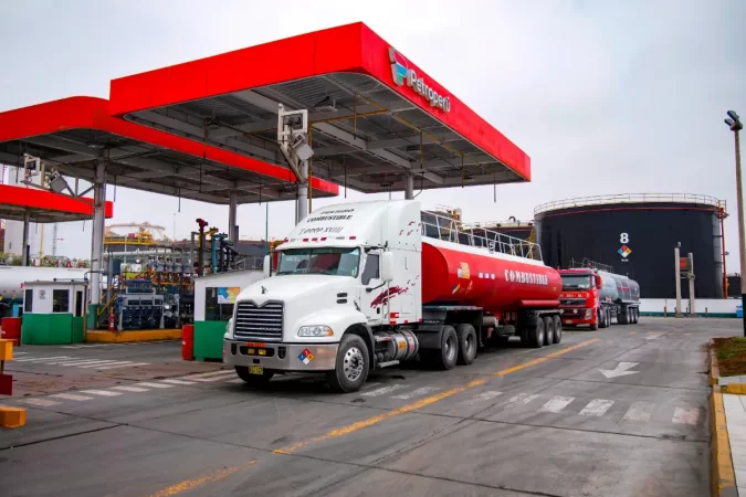 Petroperú abastecimiento de combustibles