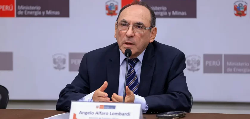 ministro de Energía y Minas, Angelo Alfaro