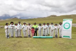 Pasco: AMSAC impulsa forestación de 500 quinuales en Quiulacocha