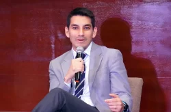 Ángel Rodríguez: “La confianza es clave para gestionar riesgos geopolíticos y de sostenibilidad”
