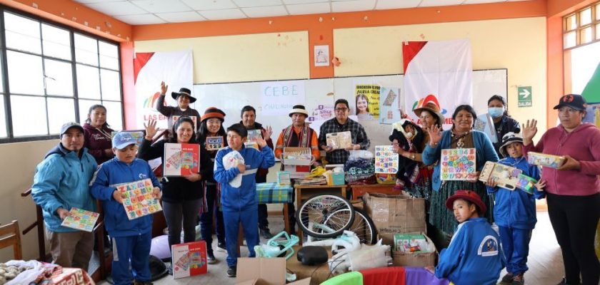 Las Bambas entrega kit educativo a niños del Centro de Educación Básica Especial de Challhuahuacho
