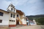Minera Poderosa, iglesia en Áncash