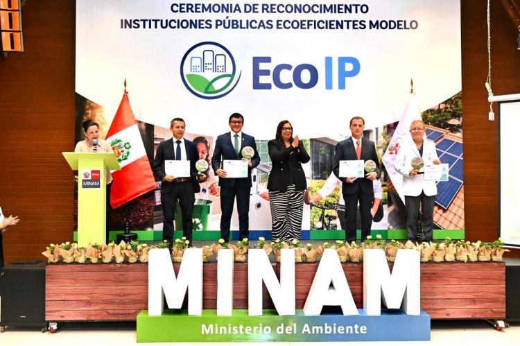 Minam reconoce a 15 instituciones como Modelo EcoIP 2025 y refuerza la ecoeficiencia en el Estado