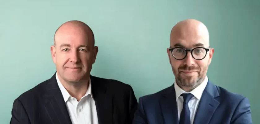 Paul D. Mitchell y Thibaut Larrat