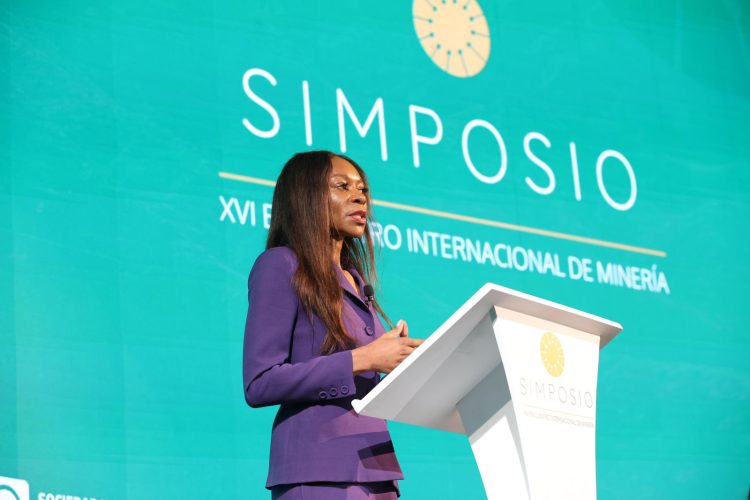 Dambisa Moyo