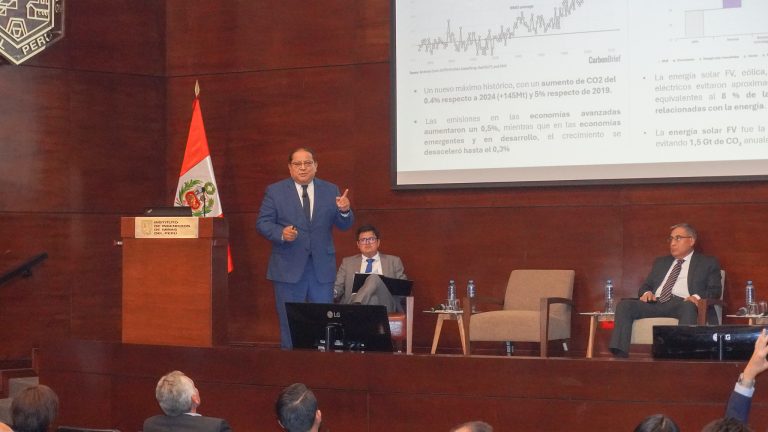 Daniel Cámac en el Jueves Minero del IIMP