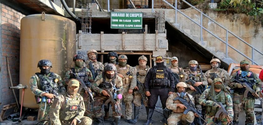 Fuerzas Armadas rescatan a ocho trabajadores en Pataz