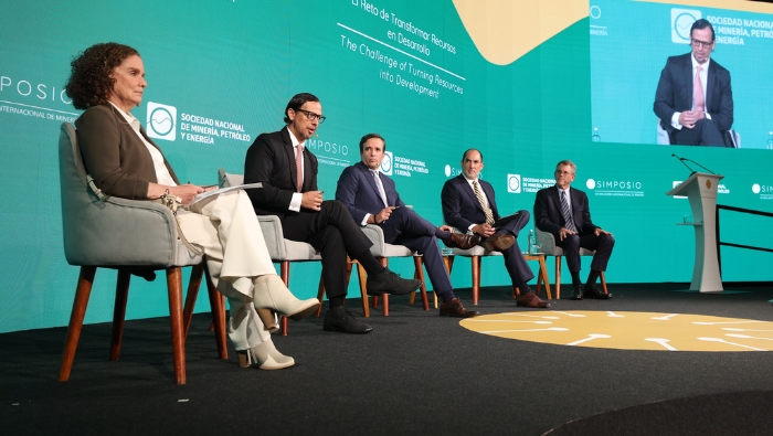 Ceplan advierte que baja capacidad de gestión limita el impacto del canon minero en el desarrollo regional
