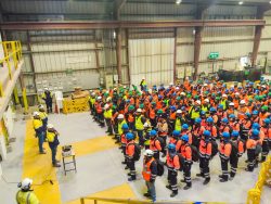 Gold Fields realiza Parada de Seguridad en Cerro Corona