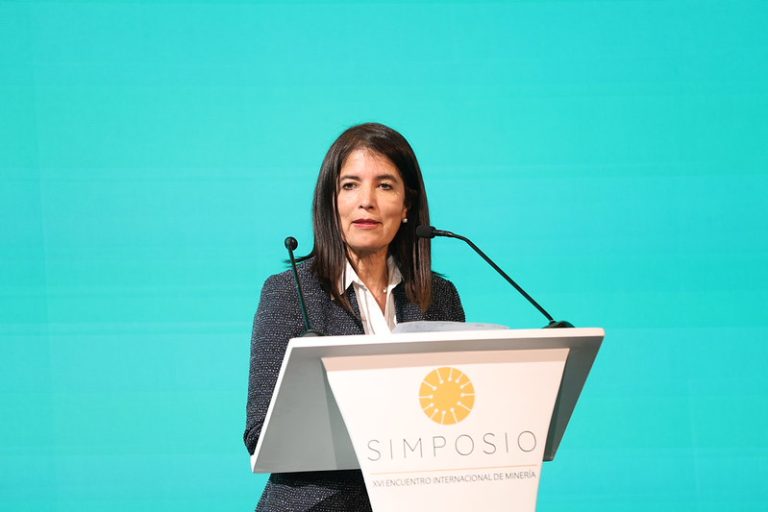 Julia Torreblanca SIMPOSIO