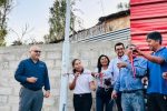 Anglo American entrega luminarias solares