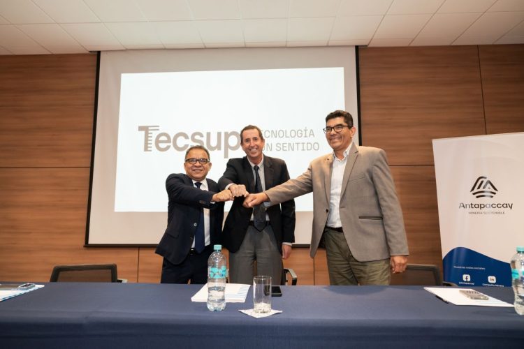 Tecsup, Ferreyros y Antapaccay