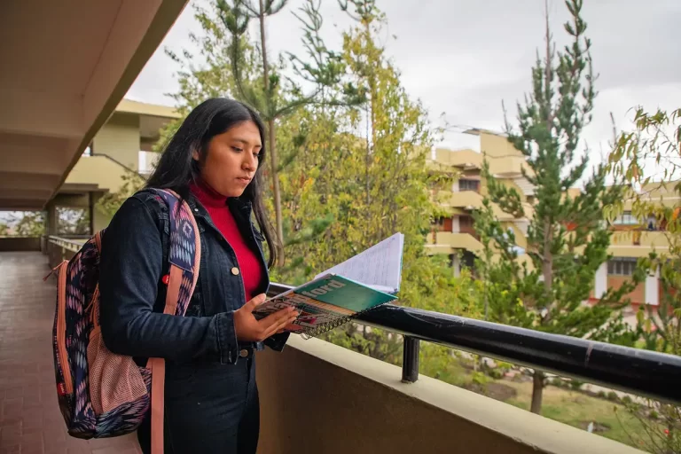 Beca Perú