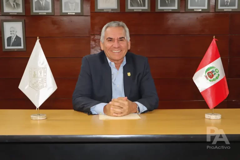 Gustavo De Vinatea